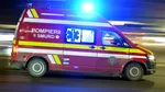 Un copil de 7 ani și mama sa au căzut de la etaj, din blocul în care locuiesc, în Sectorul 2 al Capitalei. Ar fi vorba de o fostă jurnalistă