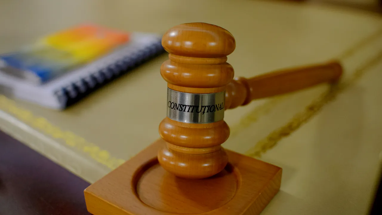CCR, după renumărarea voturilor: Nu au fost neregularităţi de natură să infirme rezultatul stabilit
